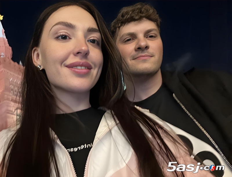 俄罗斯职业CS:GO选手Perfecto与其女友Sindi宣布结婚 俄罗斯职业CS:GO选手Perfecto与其女友Sindi宣布结婚