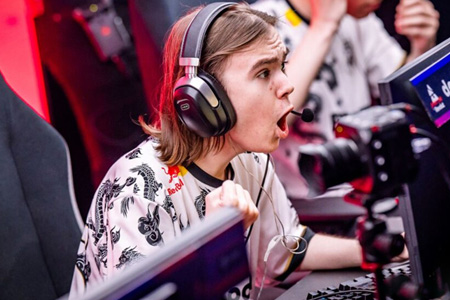 CS2知名播客SPUNJ专访：donk不是GOAT，但他是天启(Revel