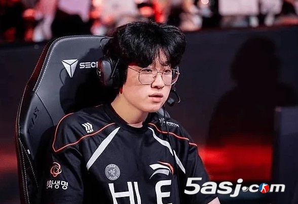 LCK季后赛胜者组决赛HLE 3比0击败KT，赛后采访Zeus全
