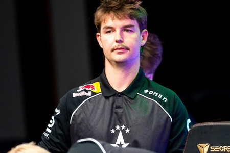 device专访：CS传奇人生 律师梦与电竞魂 Astralis王朝