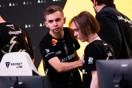 sh1ro专访：梦想保时捷911，从Jame到s1mple的成长之路，揭秘顶级狙击手的核心素养