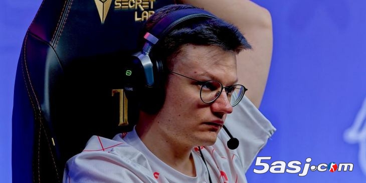 Team Spirit不败神话延续!Panto直言选人与Gank配合成FISSURE赛事夺冠关键 Team Spirit不败神话延续!Panto直言选人与Gank配合成FISSURE赛事夺冠关键