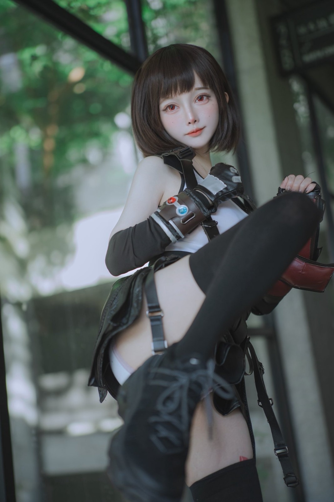 国外知名Coser Josette 分享Cos《怪物猎人：荒野》接待员阿尔玛