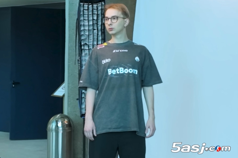 Team Spirit不败神话延续!Panto直言选人与Gank配合成FISSURE赛事夺冠关键 Team Spirit不败神话延续!Panto直言选人与Gank配合成FISSURE赛事夺冠关键