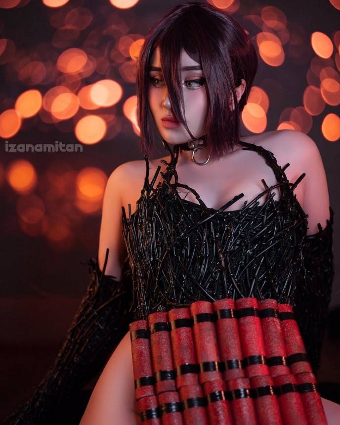 哈萨克斯坦美女izanamitanCos《电锯人》蕾塞美图