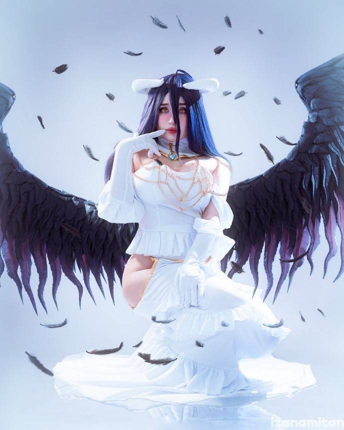 哈萨克斯坦美女izanamitanCos《电锯人》蕾塞美图