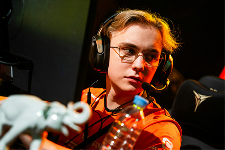 重磅转会！俄罗斯天才FL4MUS接近加盟OG战队，欧洲俱乐部