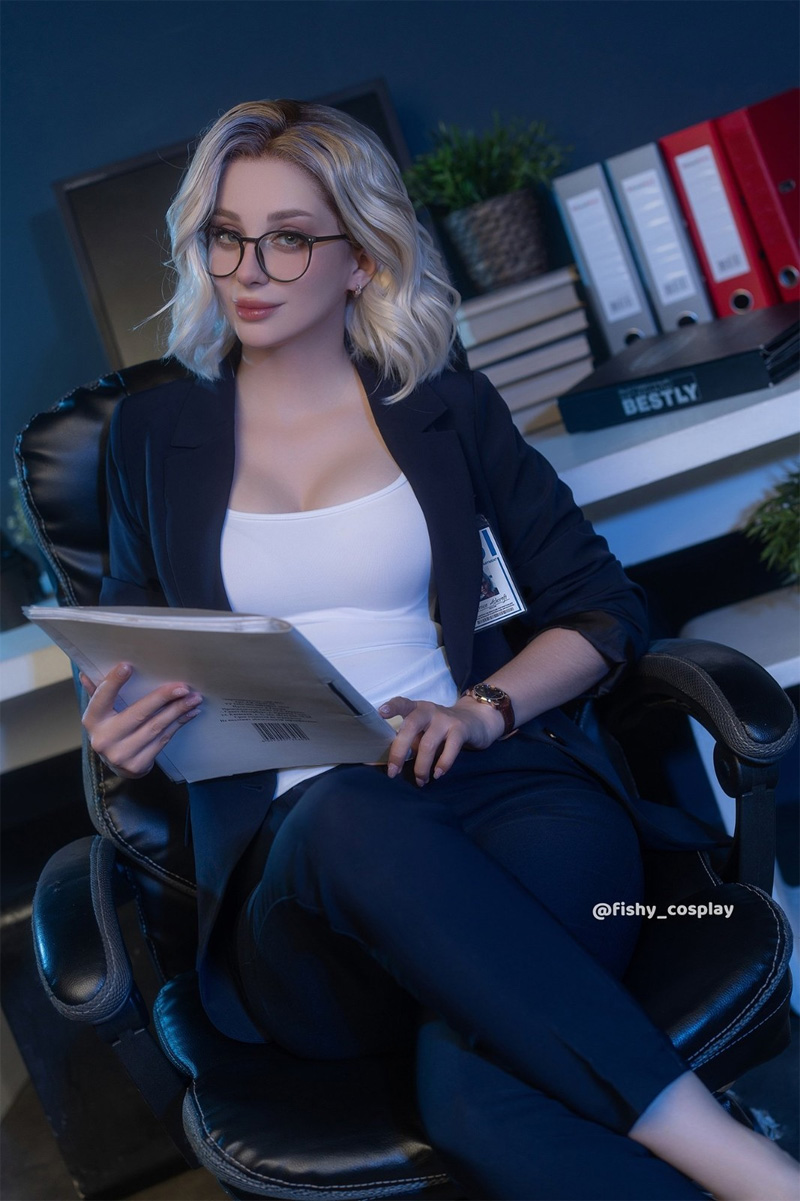 神还原！俄罗斯美女模特 COS《生化危机：安魂曲》格蕾丝