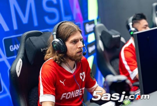 MOUZ让一追二淘汰Yakult Brothers！BLAST Slam V季后赛火热开战，12月5日对决OG