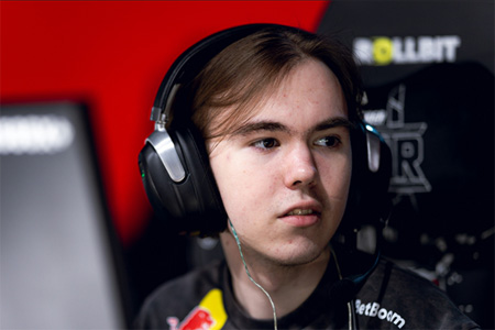 donk坦言嫌赢太轻松！Spirit横扫FaZe拒当3-0战神，自曝赛前玄学热身法