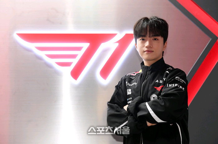 T1三冠辅助Keria独家坦白：与Peyz联手、不忘Gumayusi、誓死不离T1，目标亚运会两连冠！ 