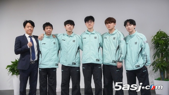 LNG发文告别第一赛段：每个人都在努力，但可惜我们仍未做到最好