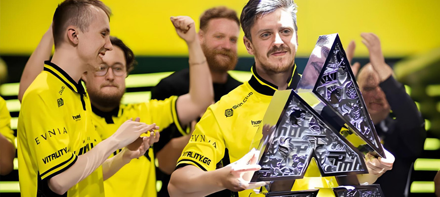 Vitality战队指挥apEX：自信让我能进入心流状态，指挥的关键在于坦诚交流