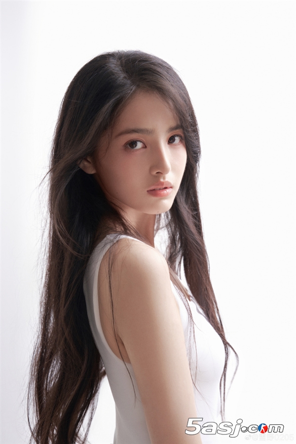 最新2026星女郎来了,周星驰钦点《功夫女足》中的天赋少女:雪野 最新2026星女郎来了,周星驰钦点《功夫女足》中的天赋少女:雪野
