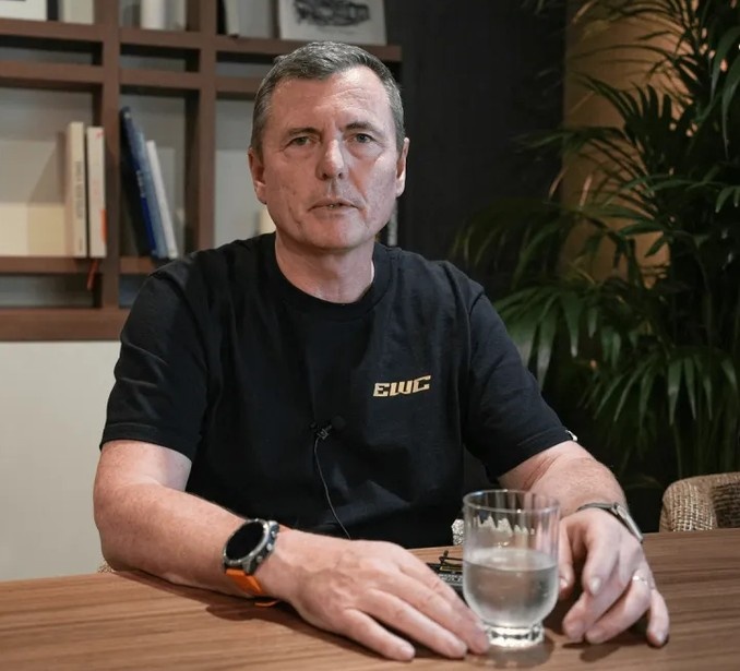 电子竞技发展基金会（EF）副总裁兼首席运营官（COO）接受韩